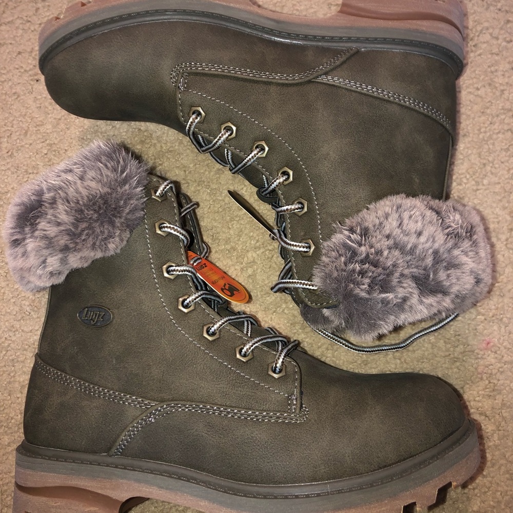 Lugz Empire Hi Winter Boot NWT